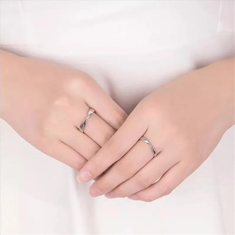 Adjustable Silver Couple Promise Mobius Twist Infinity Ring Set