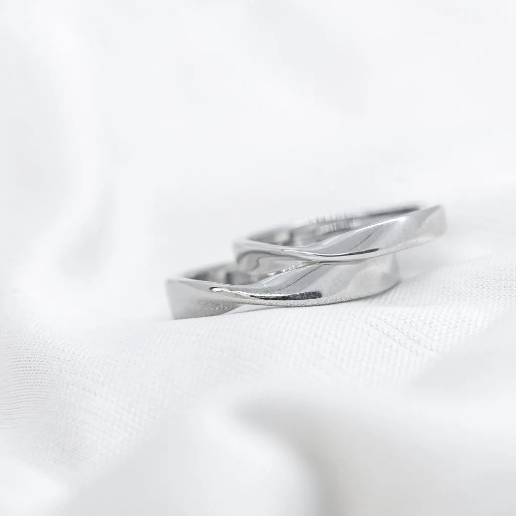 Adjustable Silver Couple Promise Mobius Twist Infinity Ring Set