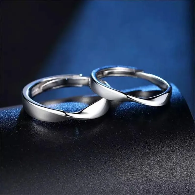 Adjustable Silver Couple Promise Mobius Twist Infinity Ring Set