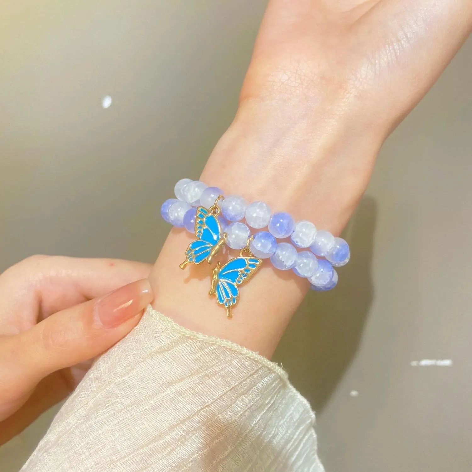 Fuqimanman2020 2Pcs BFF Butterfly Matching Bracelets for Women Colorful Butterfly Crystal Beaded Stretch Bracelet Set Long Distance Friendship Sisters Jewelry Gift