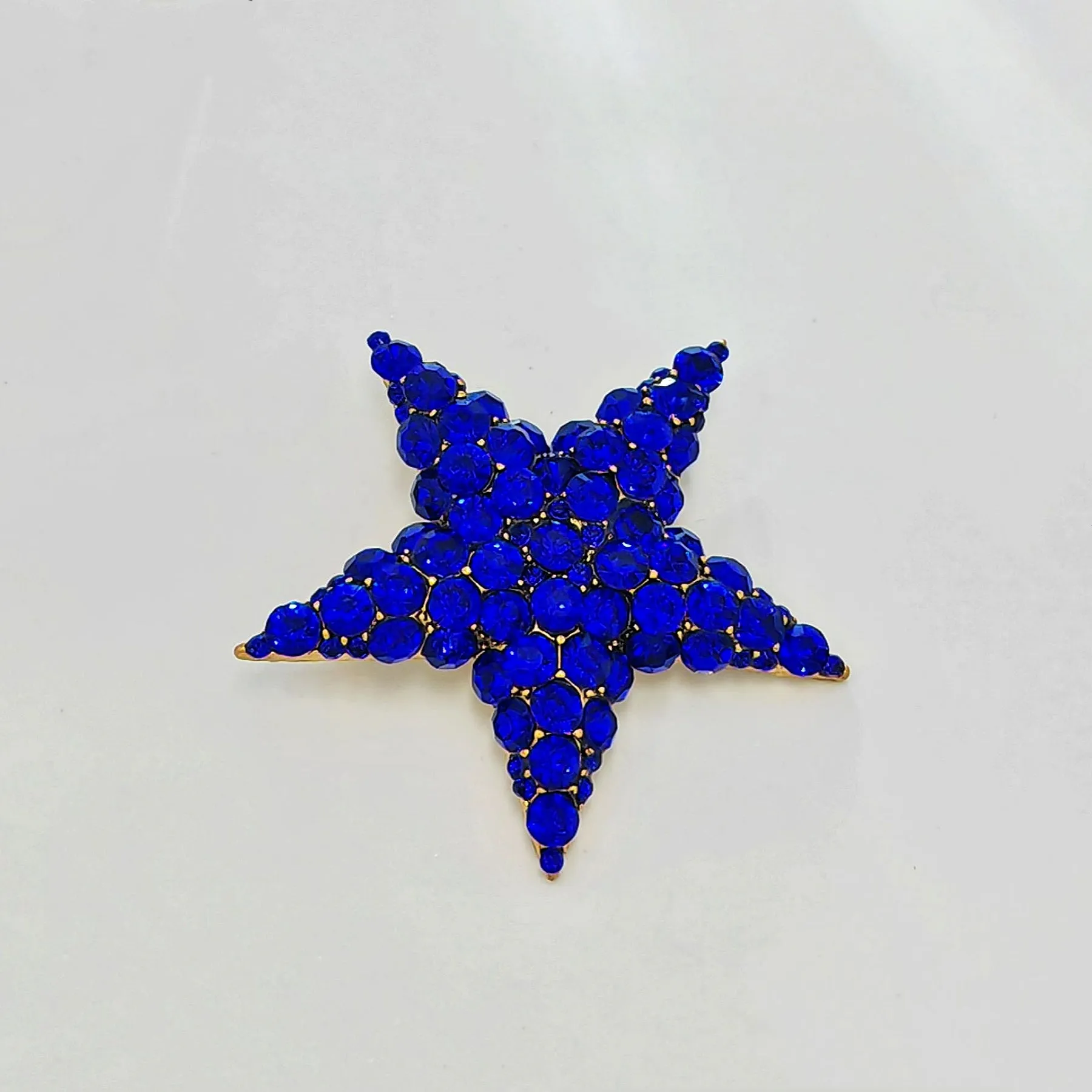 Jewelblings Glitter Full Micro Pave Blue Crystal Five Point Star Brooches Pins Independent Day Inspiration Christmas Anniversary Jewelry