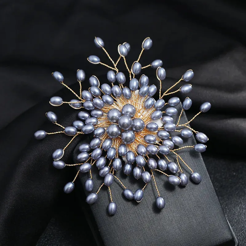 Luxury Pearl Brooches Pins Elegant Rhinestone Snowflakes Flower Accessories