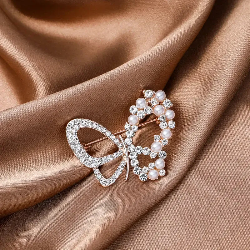 Luxury Pearl Brooches Pins Elegant Rhinestone Snowflakes Flower Accessories